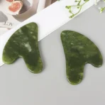 Helu Jade Gua Sha Heart Massage Tool - Image 3
